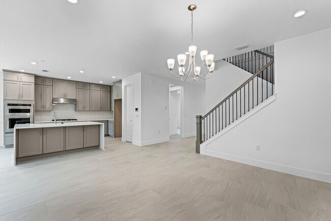 Foto del edificio - 1465 Stonecliff Dr