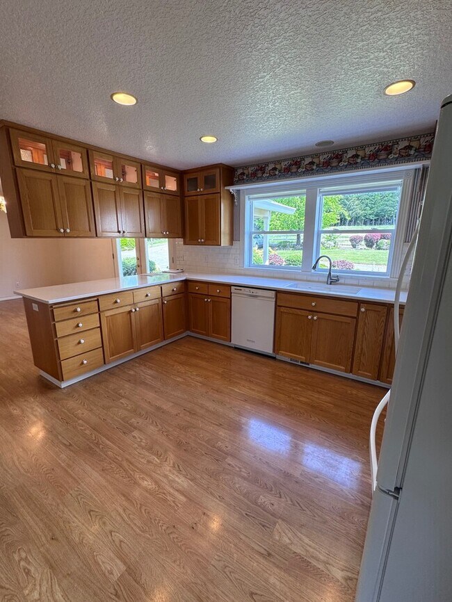 Foto del edificio - Gorgeous Home on 23 Acres Includes 22x32 S...