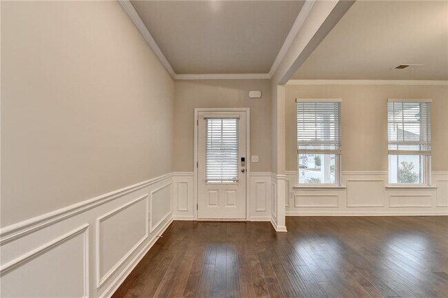 Building Photo - 461 Paxton LN
