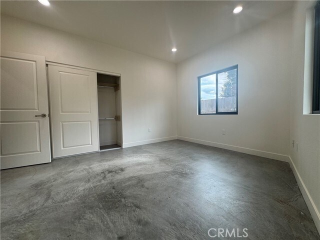 Foto del edificio - 8832 E Greenwood Ave
