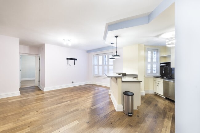 Photo - 1910 Kalorama Rd NW Townhome