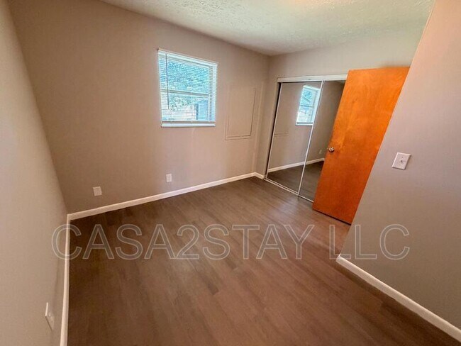 Foto del edificio - 5106 Malibu Ct