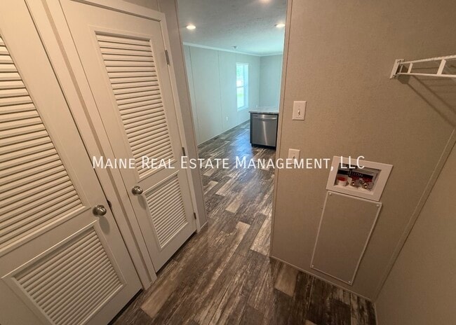 Building Photo - 438 Finson Rd