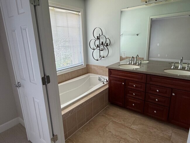 Foto del edificio - 14669 Crossfield Way