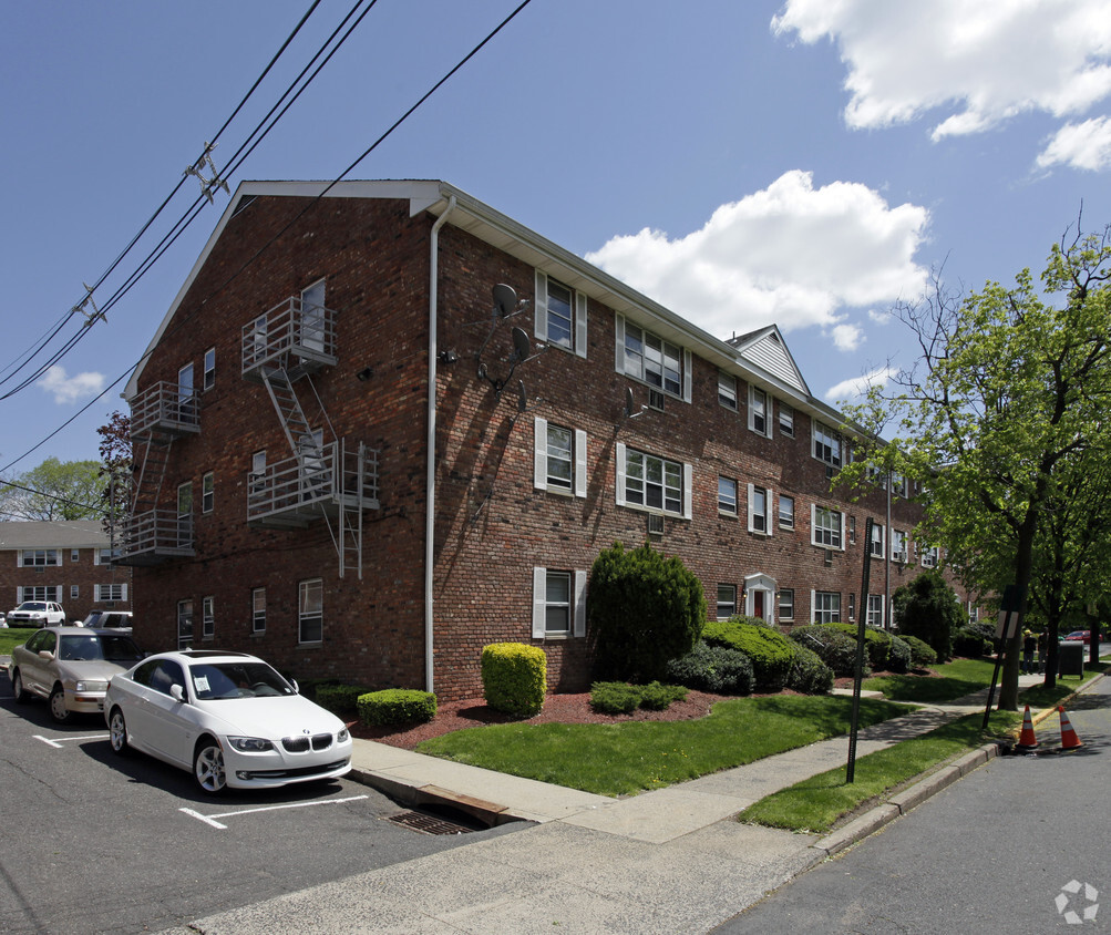 Primary Photo - Brookside Apartments