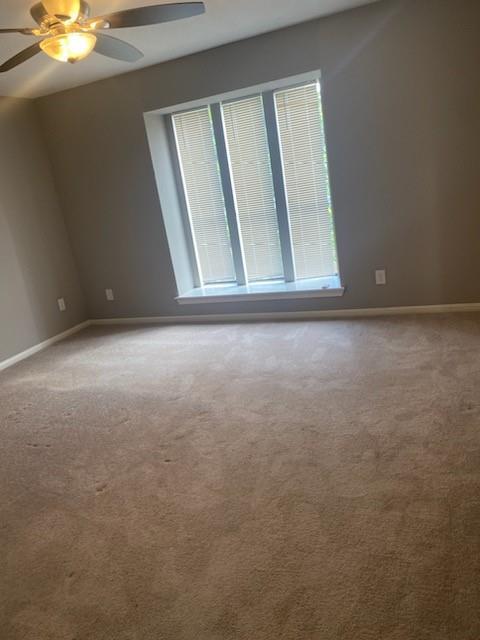 Building Photo - 2820 Camelot Ln