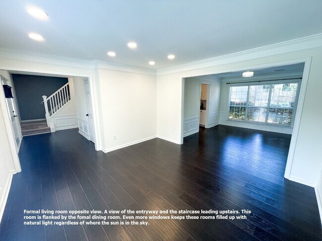 Foto del edificio - Beautiful fenced in Corner Lot!