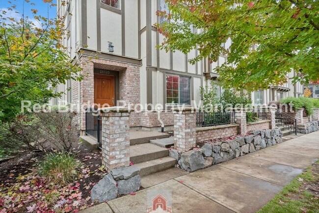 Building Photo - 28520 SW Paris Ave