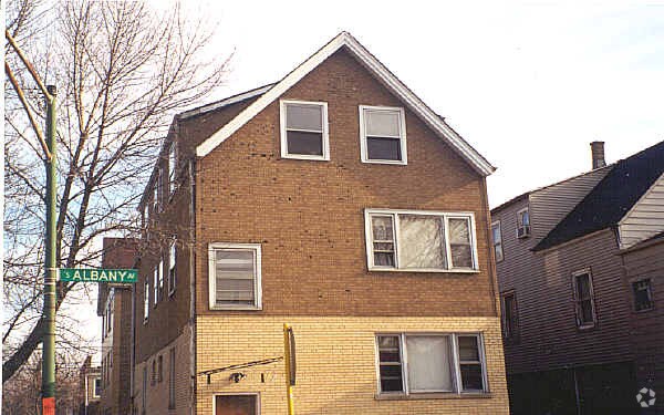 Foto principal - 4601 S Albany Ave