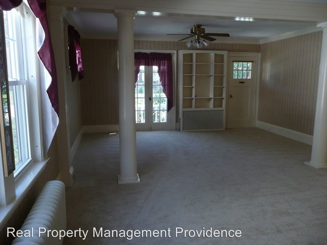Foto del edificio - 2 br, 1 bath House - 45 Homestead Ave.