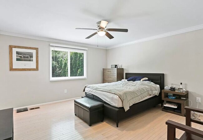 Building Photo - 3820 Palmetto Ct