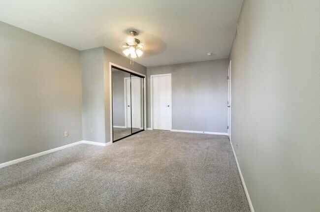 Foto del edificio - 1433 Lookout Valley Ct