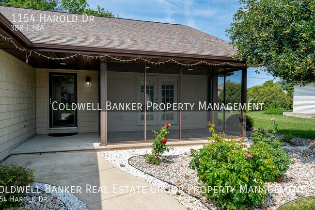 Foto del edificio - 1154 Harold Drive, Menasha