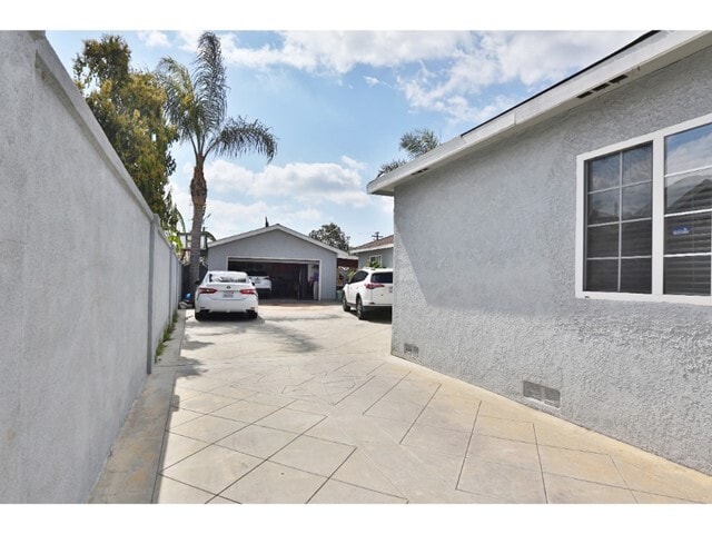 Building Photo - 1126 W Cubbon St