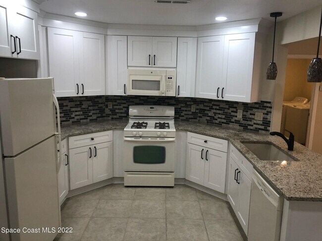 Foto del edificio - 3137 Village Park Dr