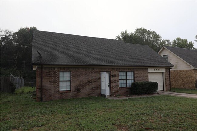 Building Photo - 272 Buttercup Ln