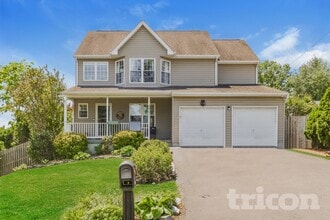 Building Photo - 4862 Somers Ave