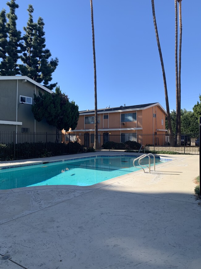 Gated Swimming Pool - 10023 Sepulveda Blvd