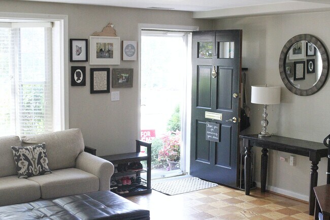 Front Door - 2415 N Dearing St