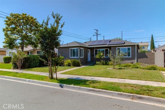 Foto principal - 2015 W 152nd St