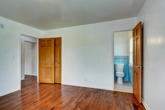 Building Photo - 4102 N 52nd St