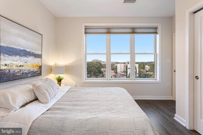 Foto del edificio - 1350 Maryland Ave NE