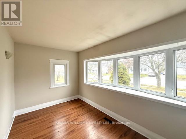 Photo du bâtiment - 459 Hale St