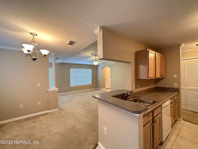 Foto del edificio - 7800 Point Meadows Dr