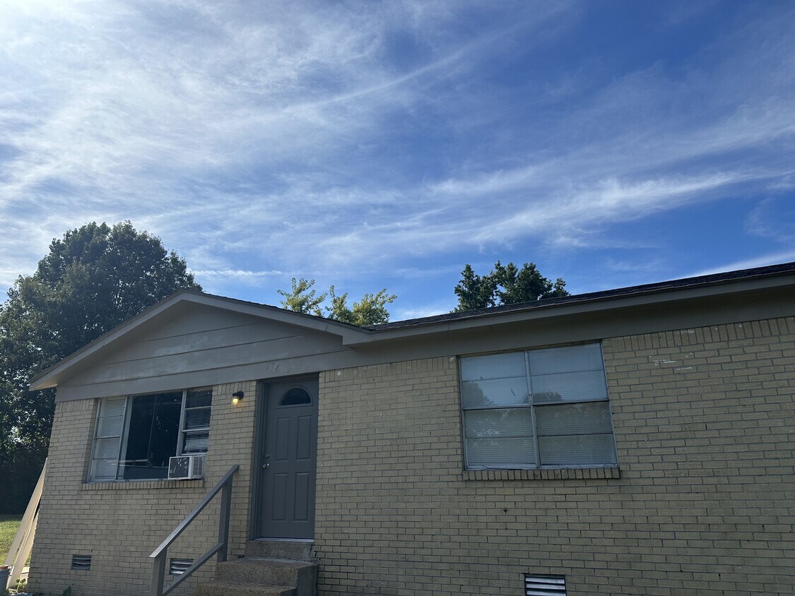 Foto principal - 114 Jelk St