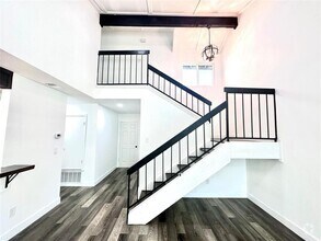 Building Photo - 1733 Harliquin Run