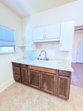 Building Photo - 722 E Drachman St