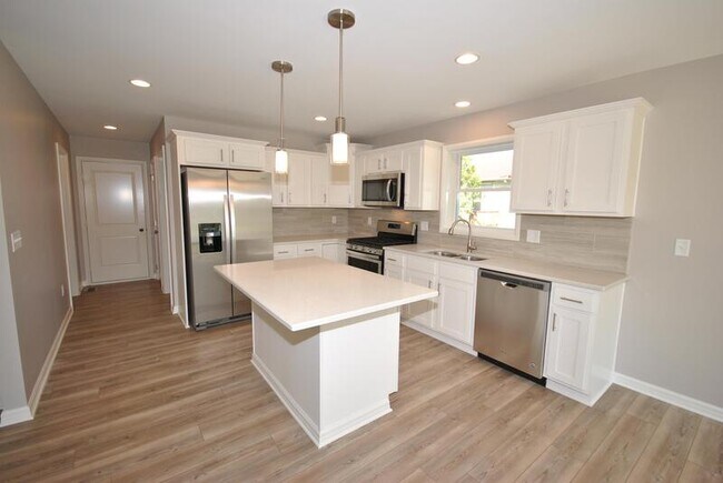 Foto del edificio - 4792 E Highland Pkwy