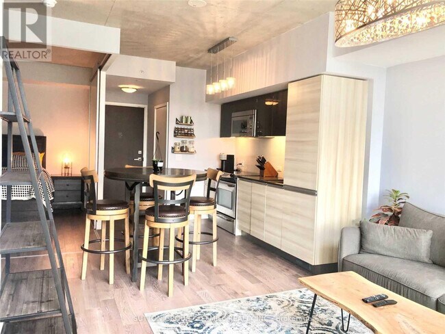 Photo du bâtiment - 1190 Dundas St E