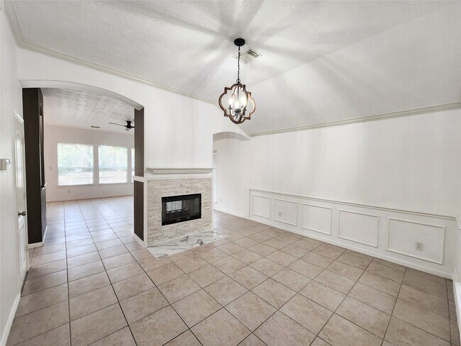 Building Photo - 18730 Dempsey Oaks Dr