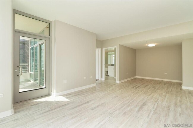 Foto del edificio - 425 W Beech St