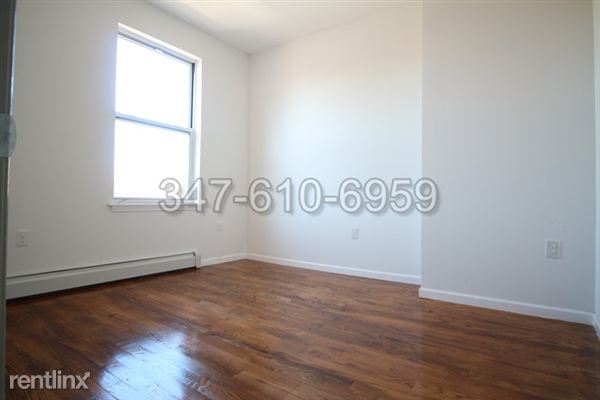 Building Photo - 16 Woodbine St