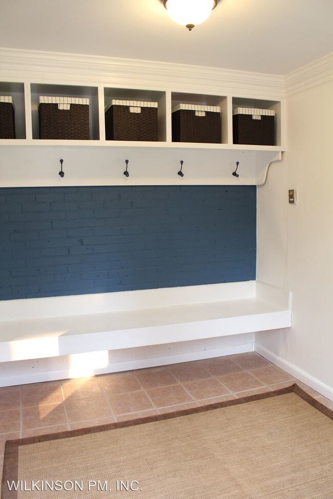 2 Br Bath House 515 S Wakefield Street For In Building Photo 2 Br Bath House 515 S Wakefield Street