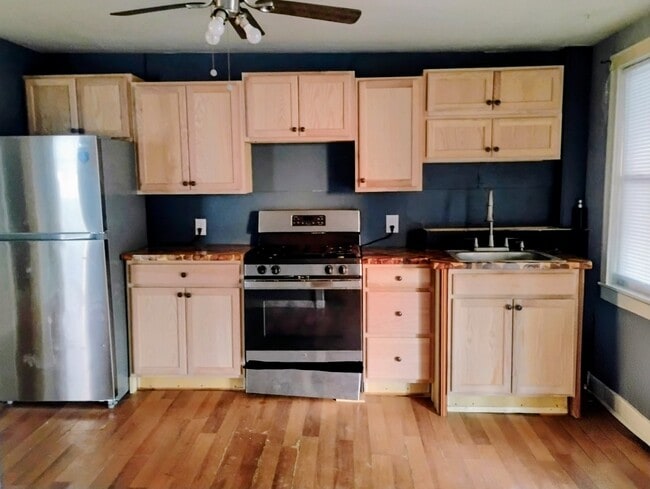 Photo - 100 Ashland St Apartment