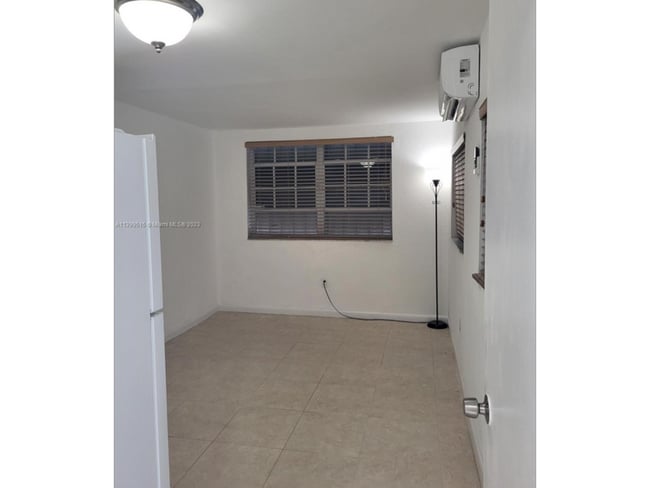 Foto del edificio - 5251 SW 3rd St