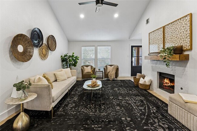 Building Photo - 7901 Seminary Ridge Dr