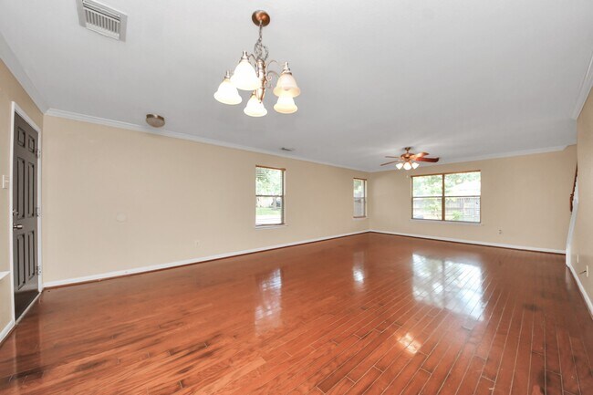 Building Photo - 8127 Tassel Field Ln