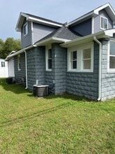 Building Photo - 6670 Black Horse Pike