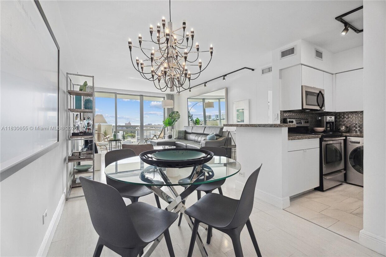 Foto principal - 1500 Bay Rd