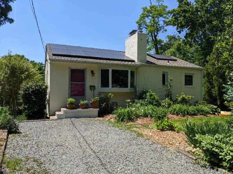 Foto principal - 425 Rollins St