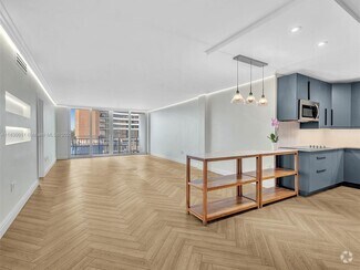Building Photo - 770 NE 69th St