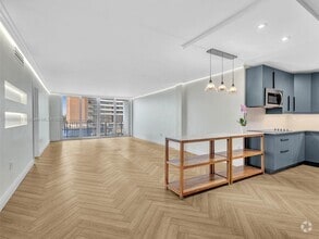 Building Photo - 770 NE 69th St