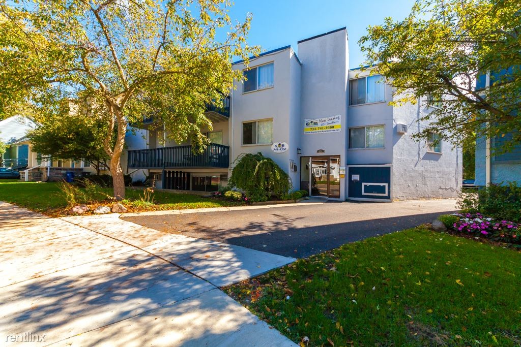 Primary Photo - 824 McKinley Ave