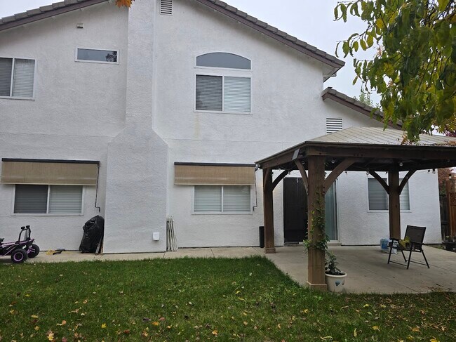 Foto del edificio - 1176 Junction Dr