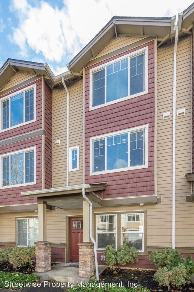 Building Photo - 2 br, 2.5 bath House - 10542 NE Cedar Fall...
