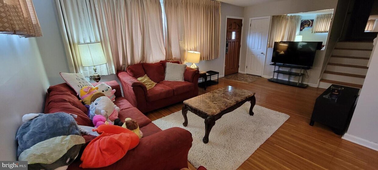 Foto principal - 117 N Brookfield Rd